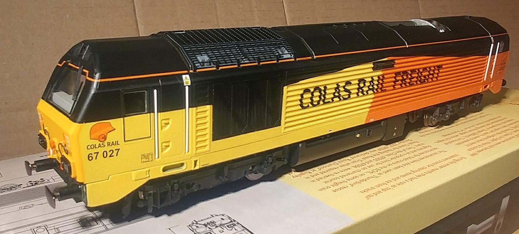 Hornby R3659 Class 67 No. 67027 Charlotte - Colas livery - Image 2
